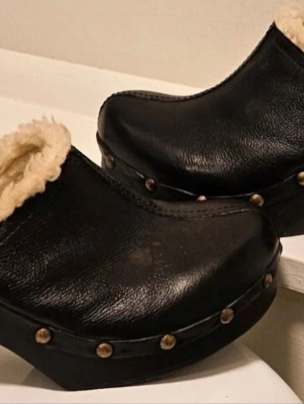 Gianni Bini Black Leather Clogs with Cream Shearling Trim